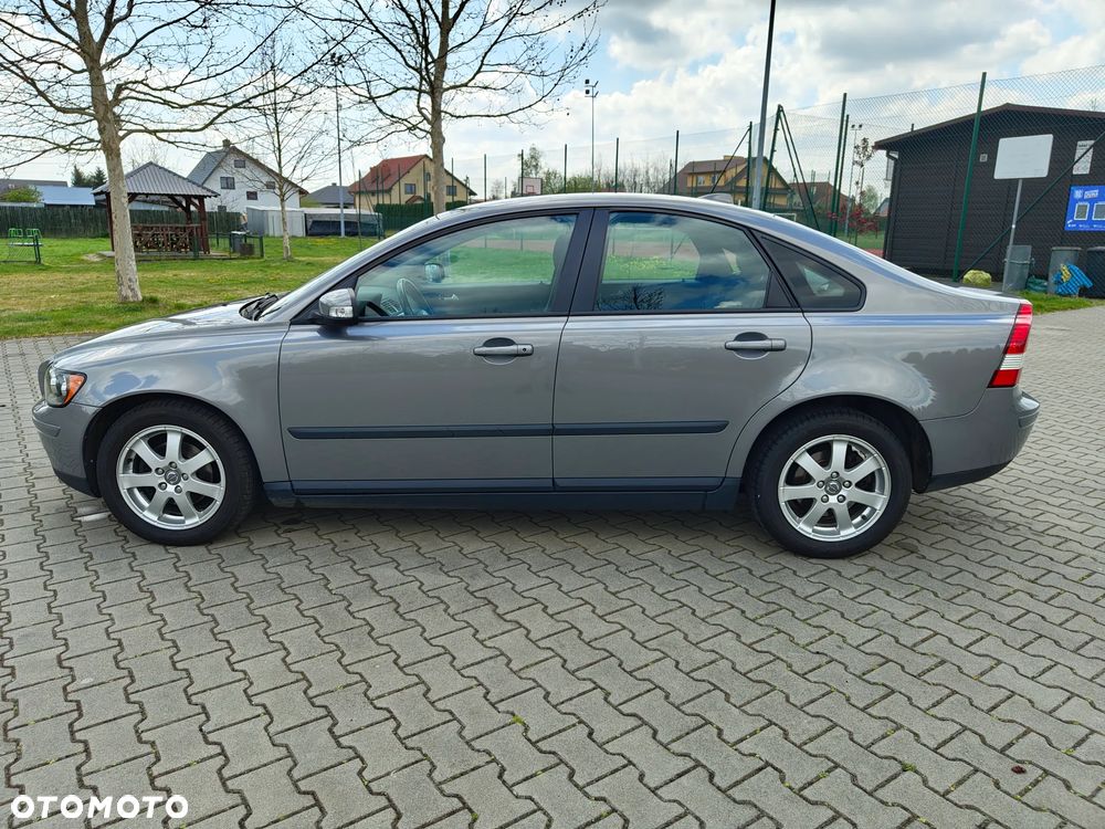 Volvo S40 1.8 Momentum - 4
