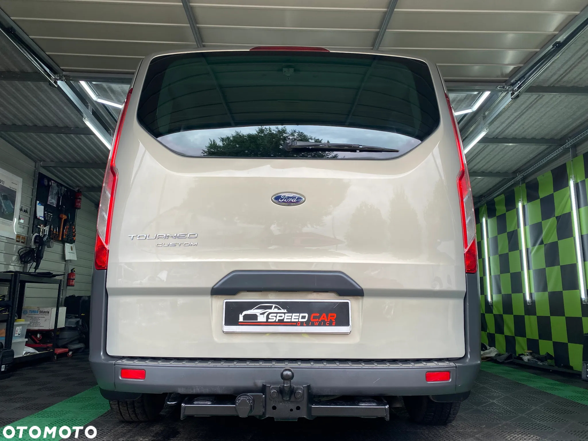 Ford Tourneo Custom 300 L2H1 VA Limited - 28