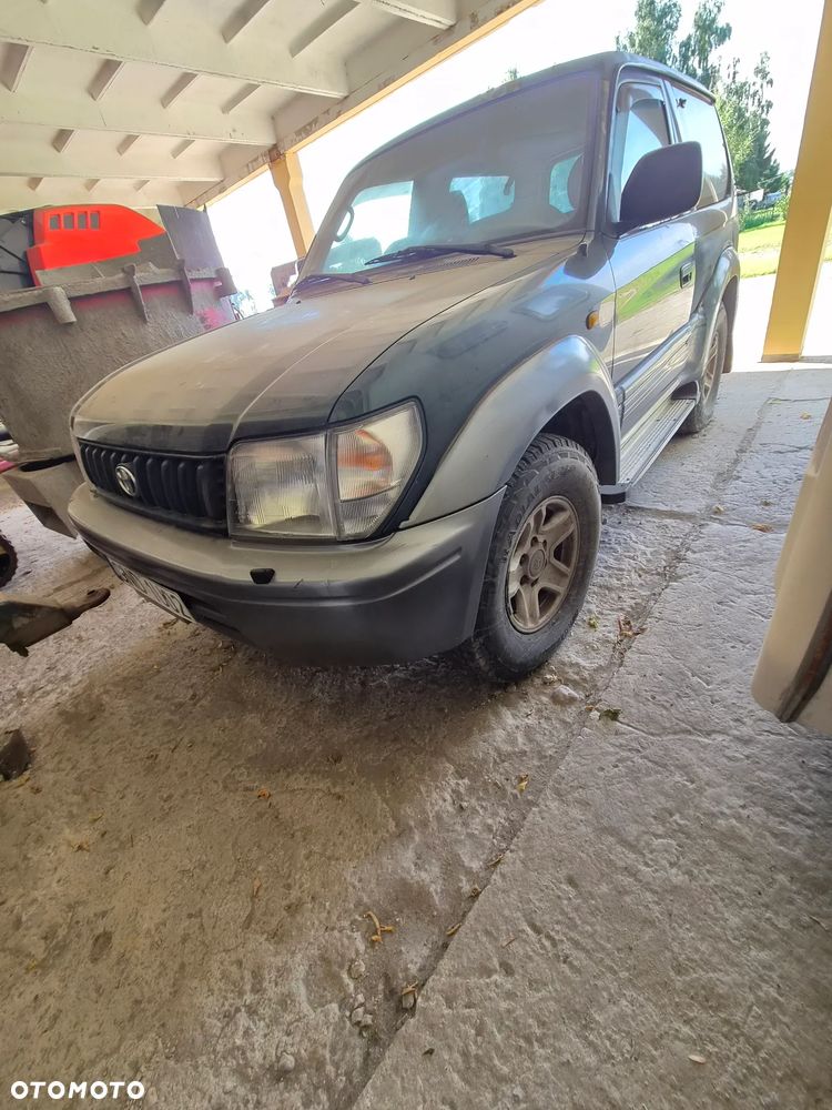 Toyota Land Cruiser - 1