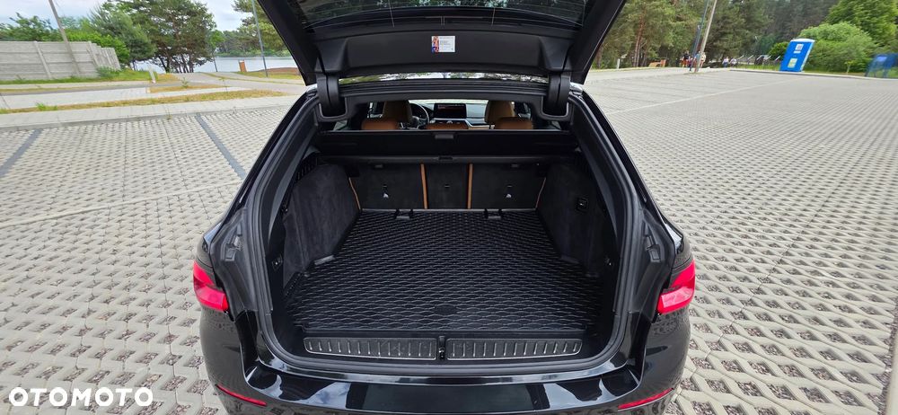 BMW Seria 5 518d mHEV Business Edition - 18
