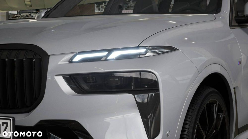 BMW X7 - 9