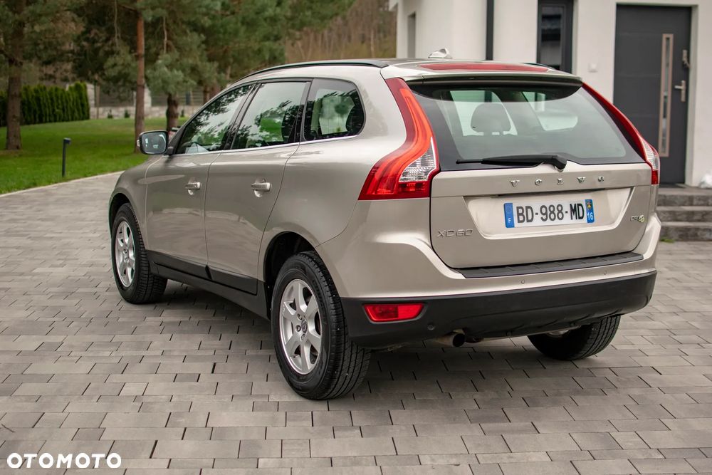 Volvo XC 60 - 24