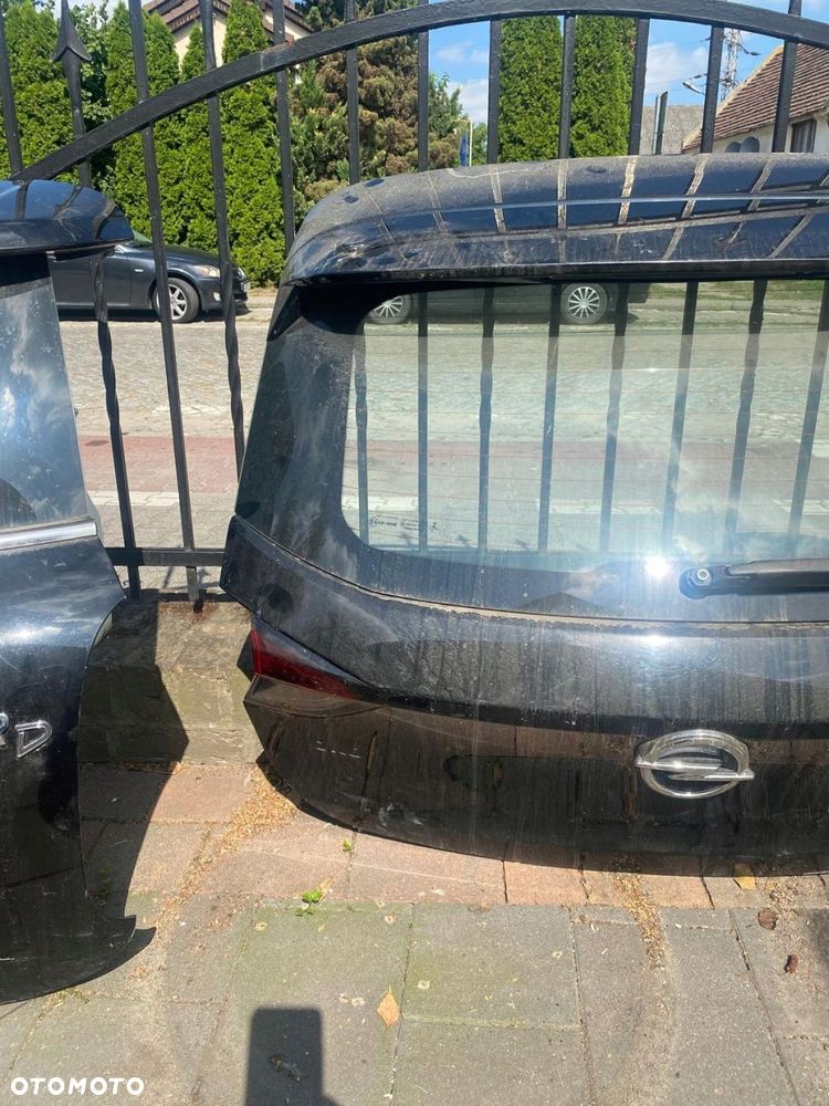 klapa bagażnika opel corsa f - 2