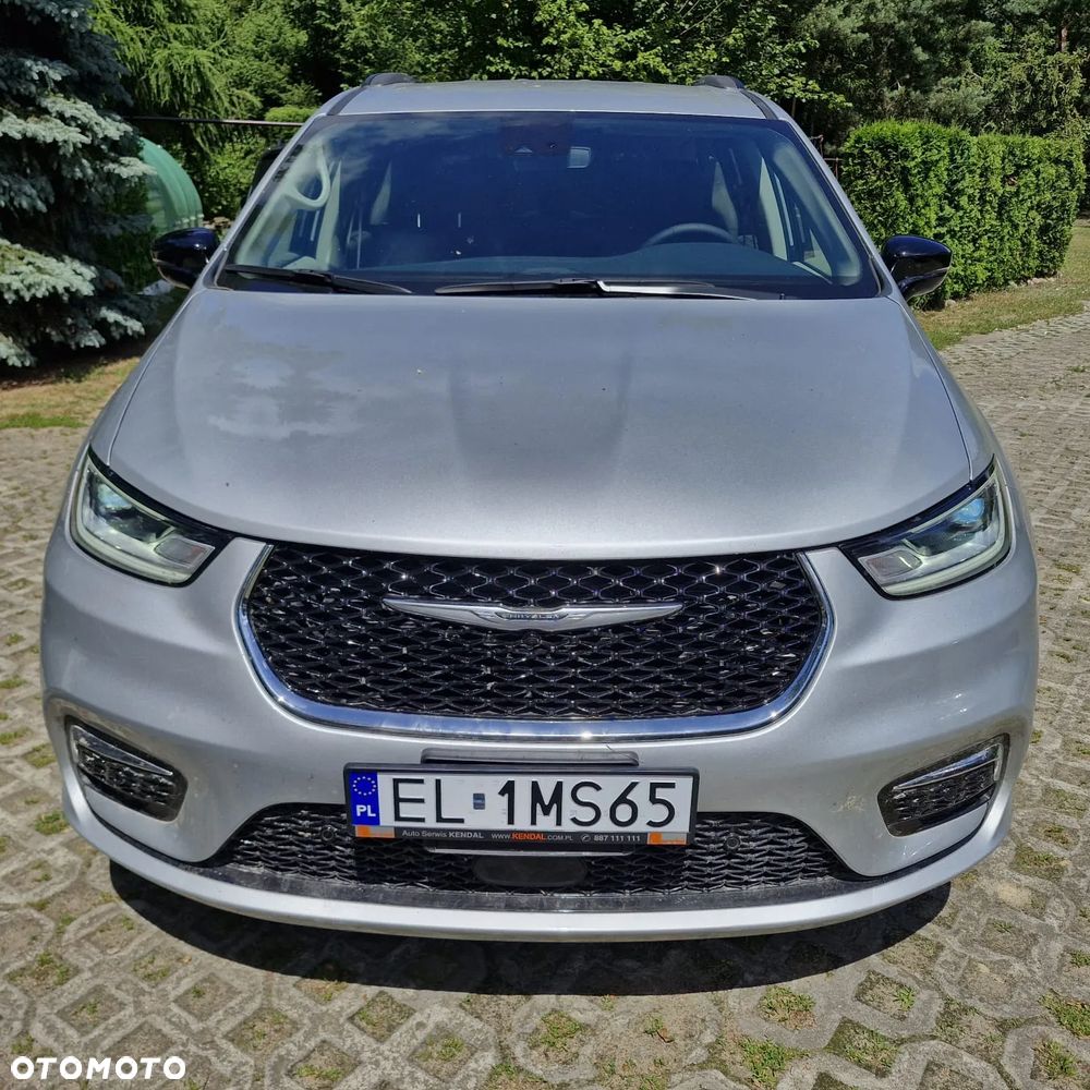 Chrysler Pacifica - 3
