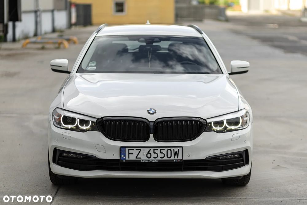 BMW Seria 5 518d Sport Line sport - 4