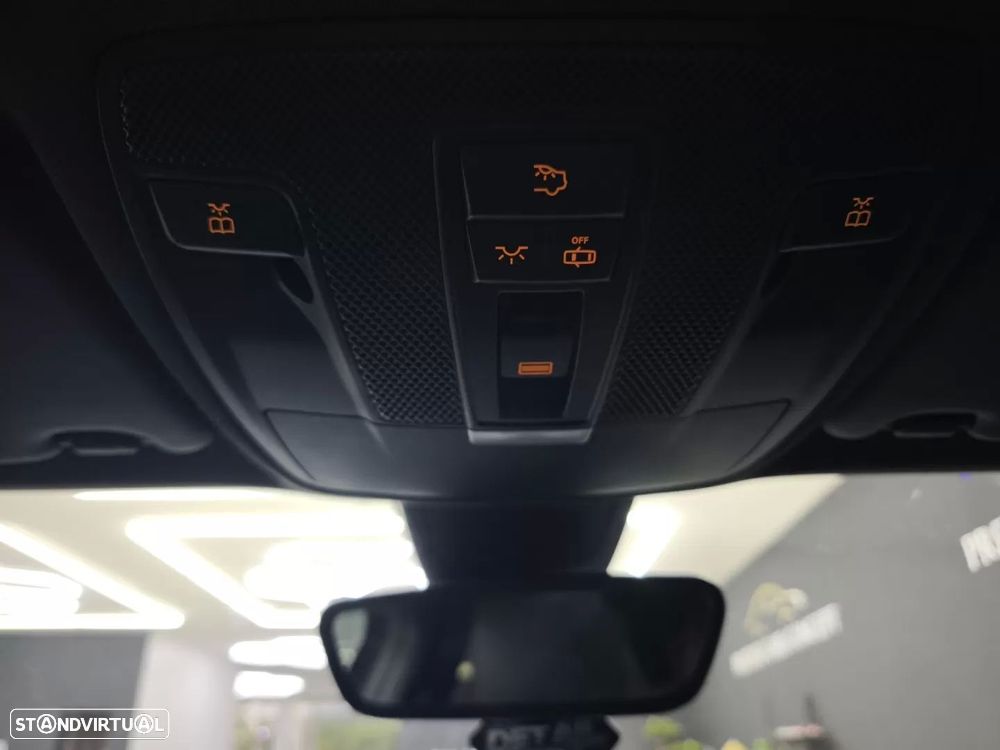 Mercedes-Benz GLA 200 d 7G-DCT AMG Line - 43