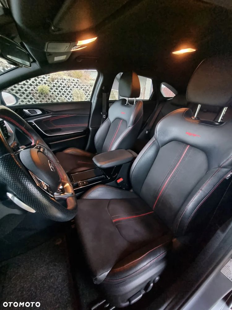 Kia ProCeed 1.6 T-GDI DCT7 OPF GT - 9