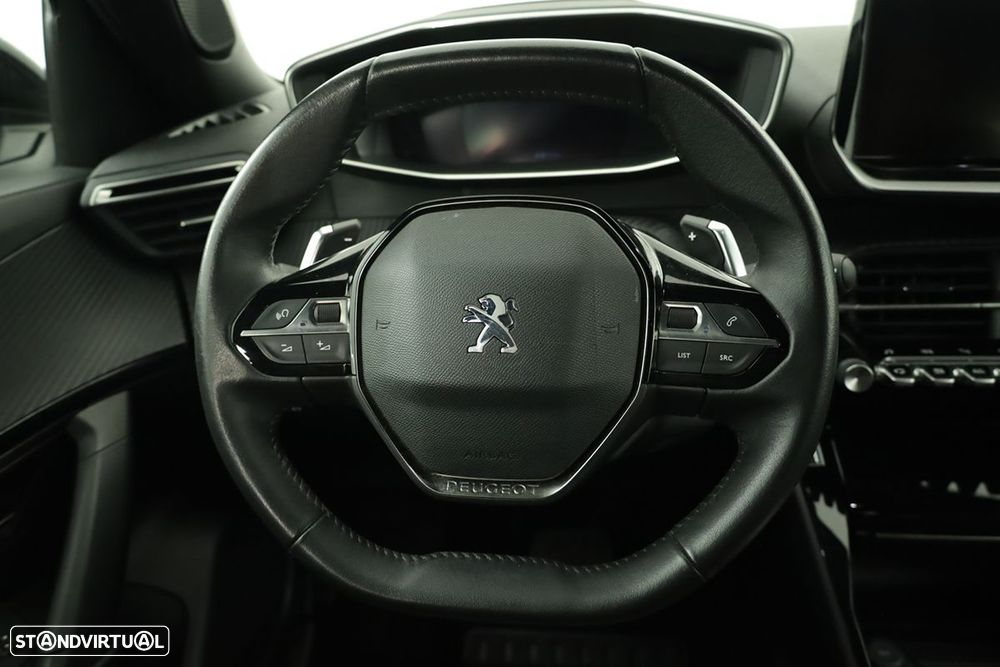 Peugeot 2008 1.2 PureTech Allure Pack EAT8 - 15