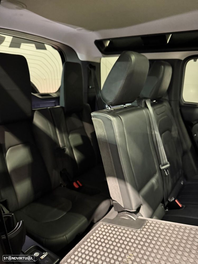 Land Rover Defender 3.0 I6 110 AWD X-Dynamic HSE - 45