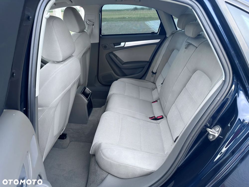 Audi A4 Limousine 2.0 TDI DPF Ambition - 34
