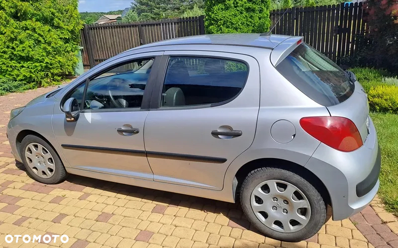 Peugeot 207 1.4 16V Presence - 5