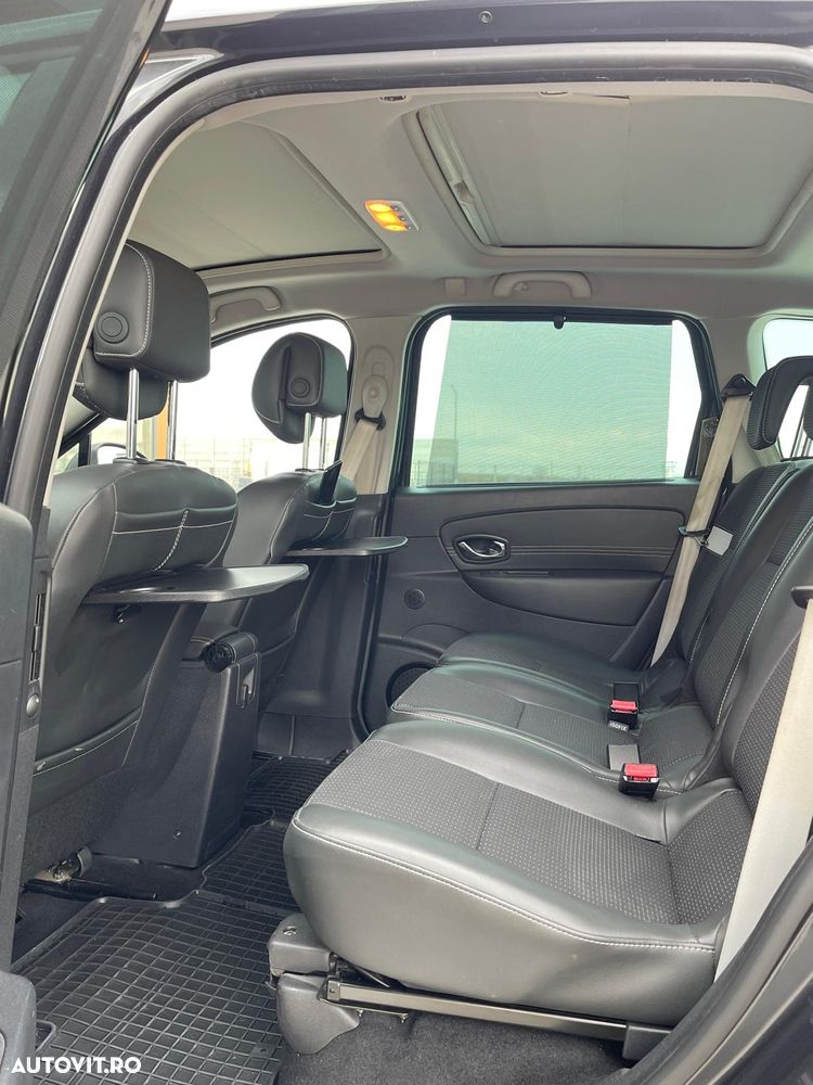 Renault Grand Scenic TCe 130 Bose Edition - 31