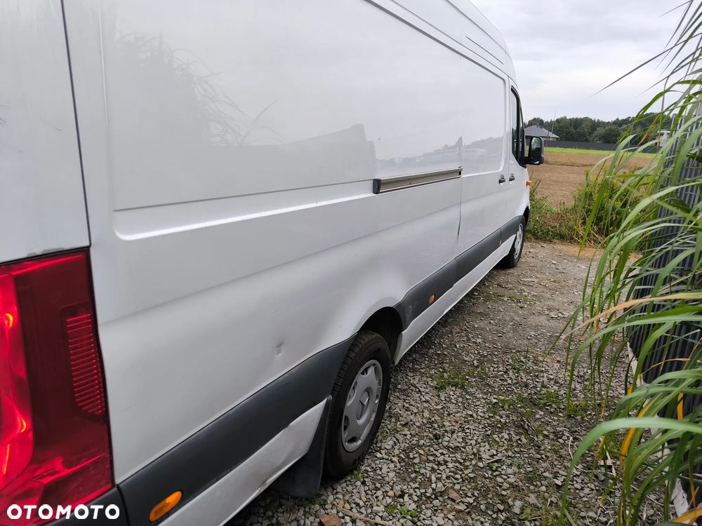 Mercedes-Benz Sprinter - 7