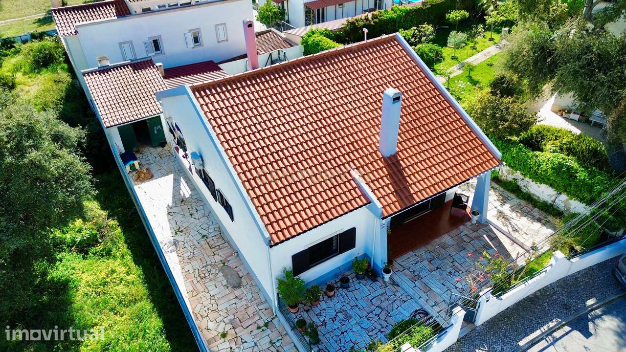 Moradia T3, situada na União das Freguesias de Caparica e Trafaria, em - Grande imagem: 3/37