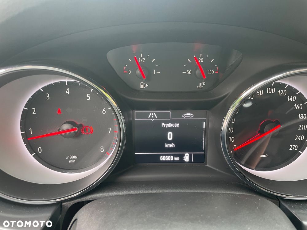 Opel Astra 1.4 T Enjoy - 11