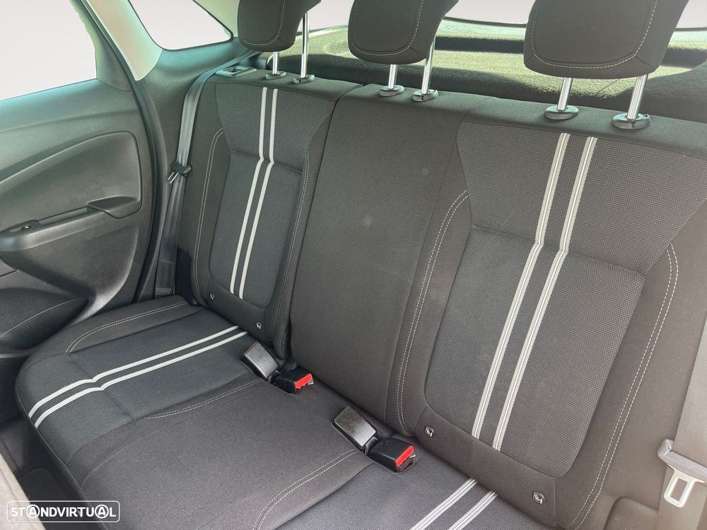 Opel Crossland 1.2 T Design & Tech - 13