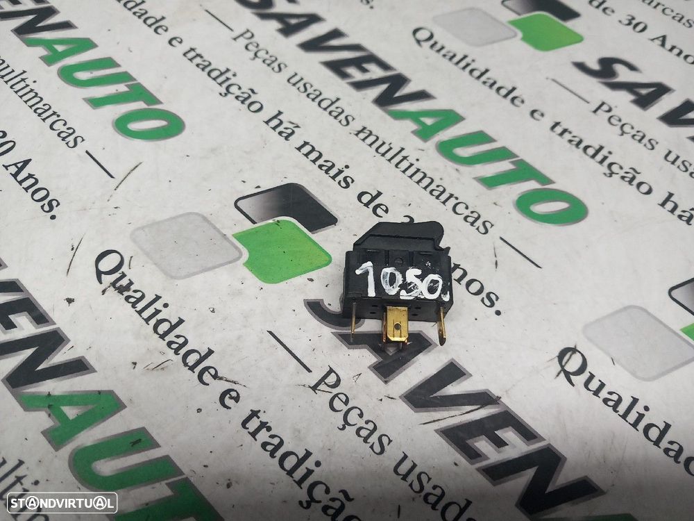 Botão / Botões / Comutador Vidro Dto Seat Ibiza Ii (6K1) - 2