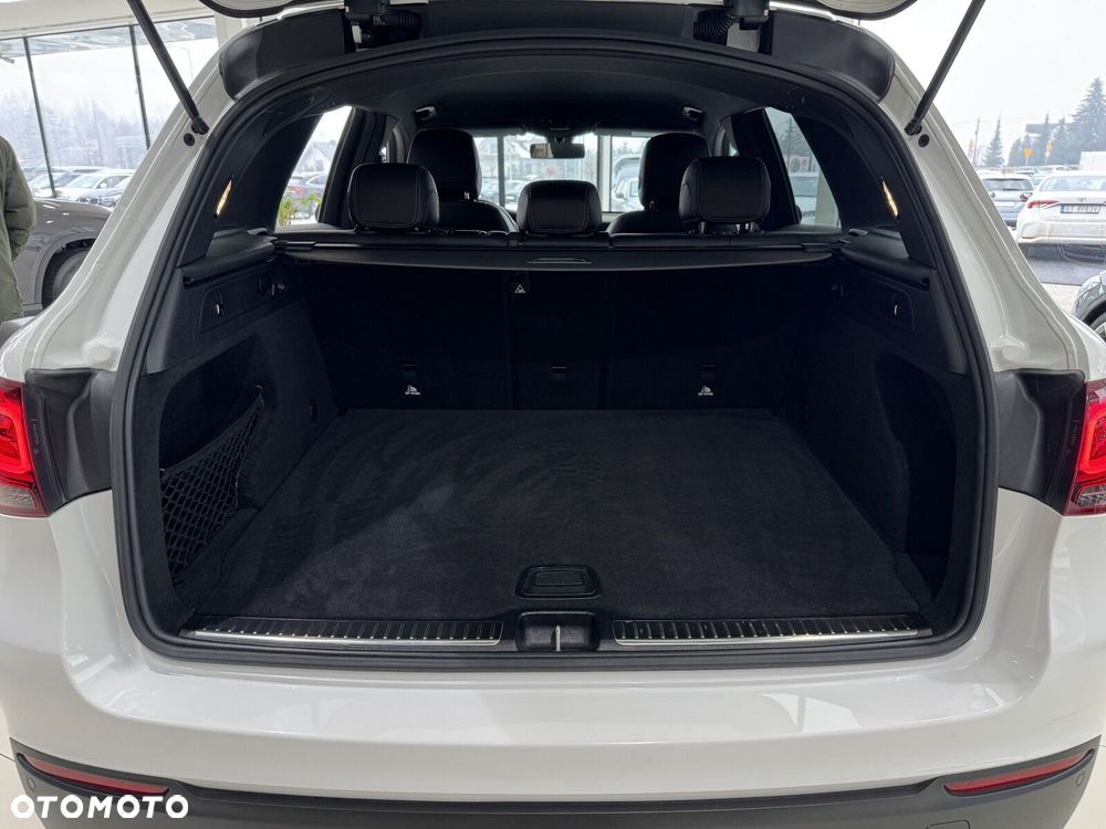 Mercedes-Benz GLC 300 d 4-Matic - 17