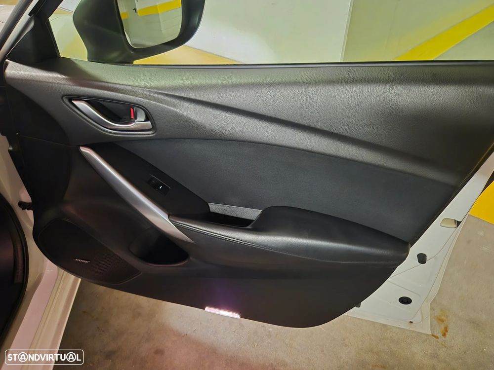 Mazda 6 2.2 SKY-D Evolve Navi 104g - 46