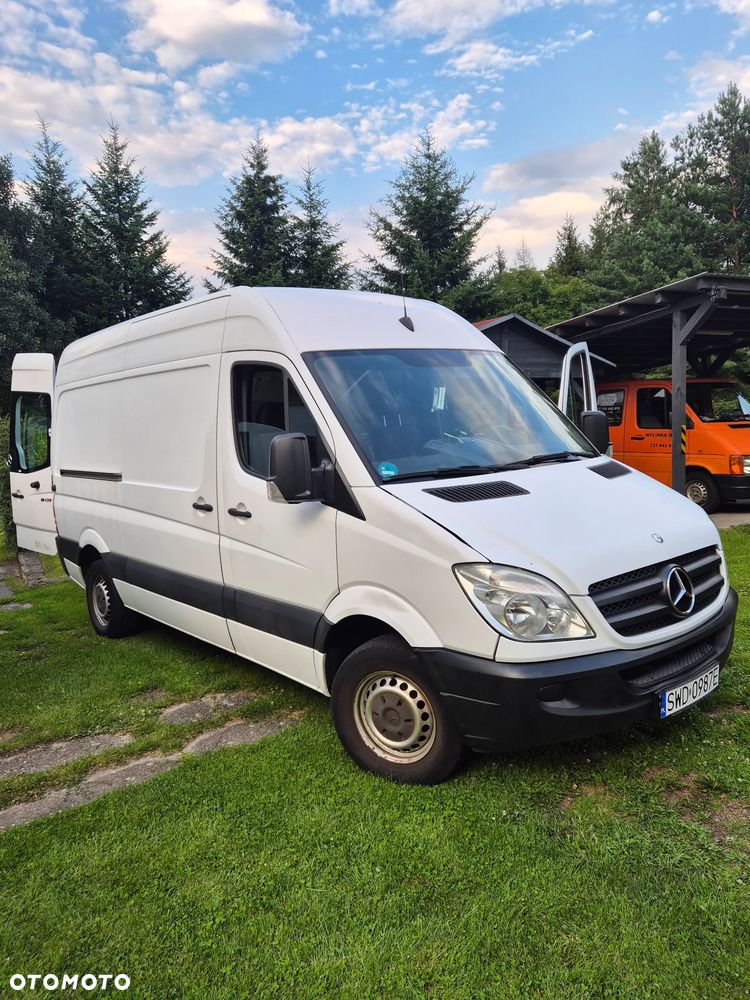 Mercedes-Benz SPRINTER - 8