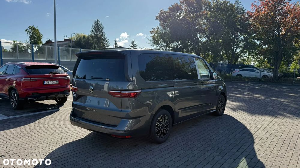Volkswagen Multivan 2.0 TDI L2 Life DSG - 9