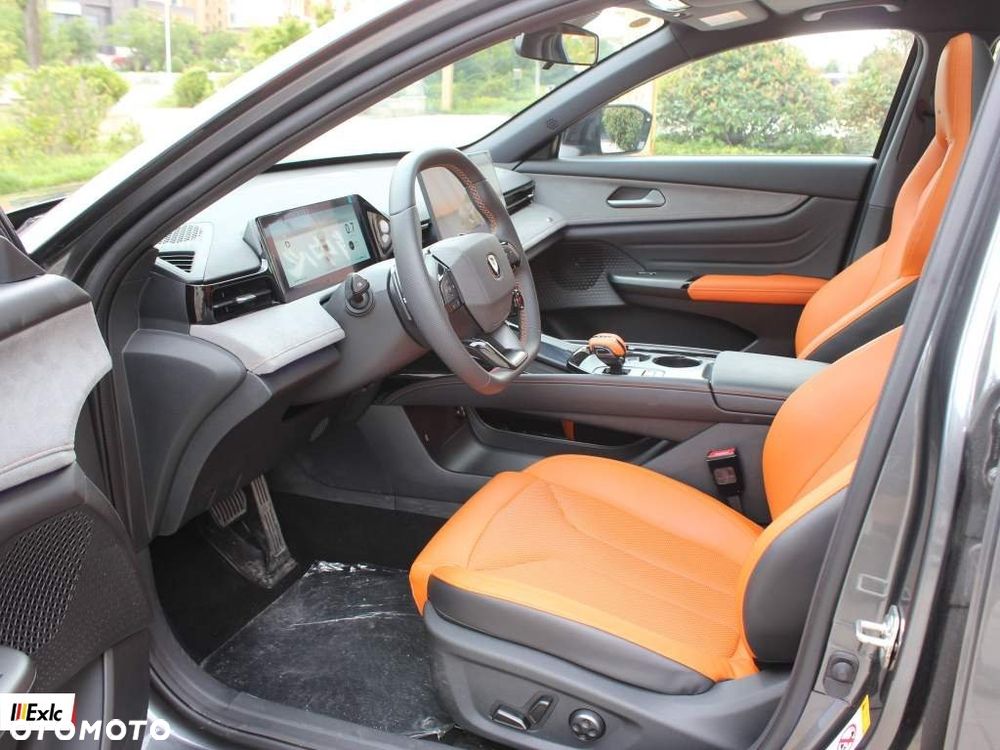 Changan UNI-V - 12