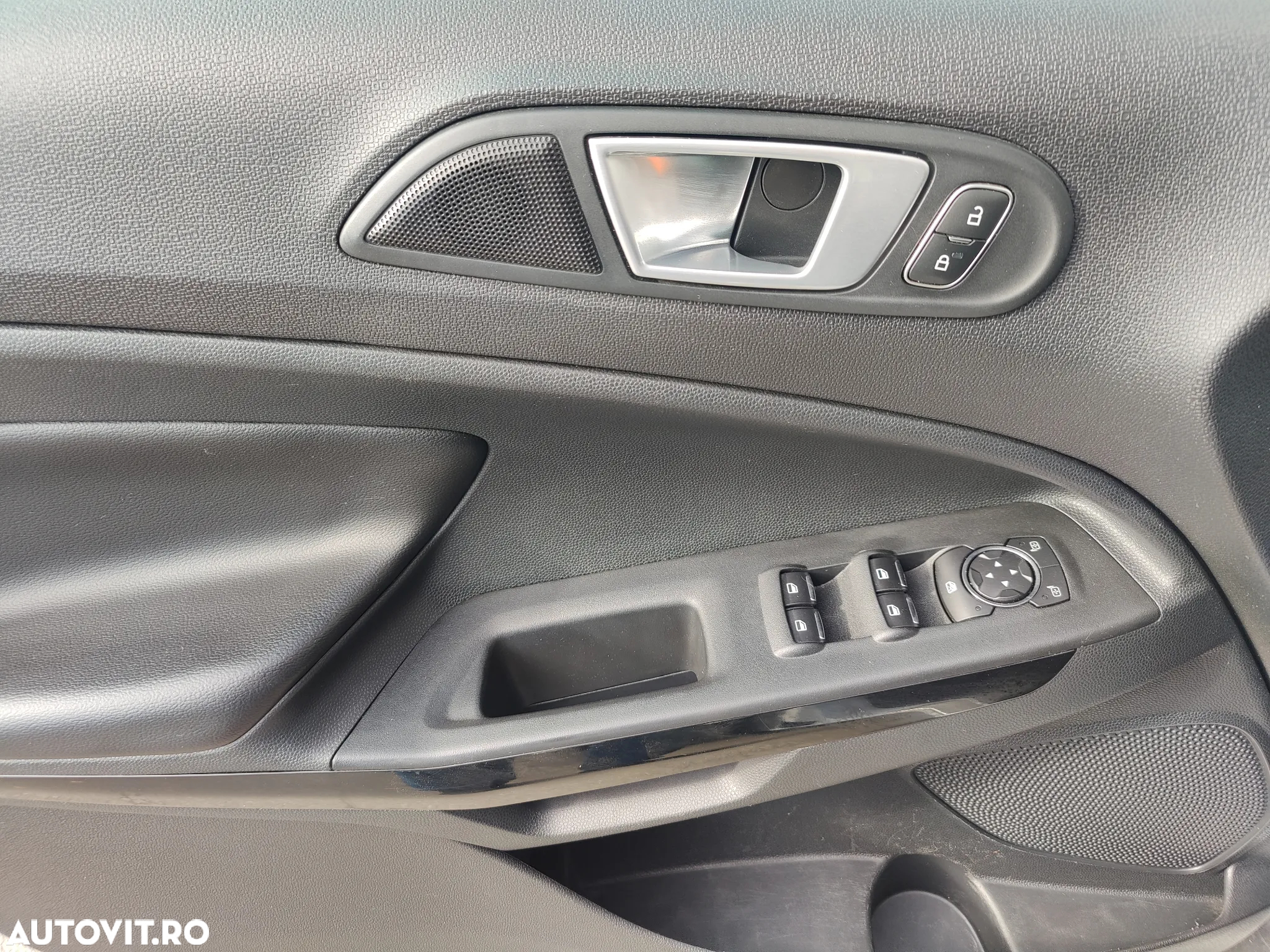 Ford EcoSport 1.5 EcoBlue Titanium - 14