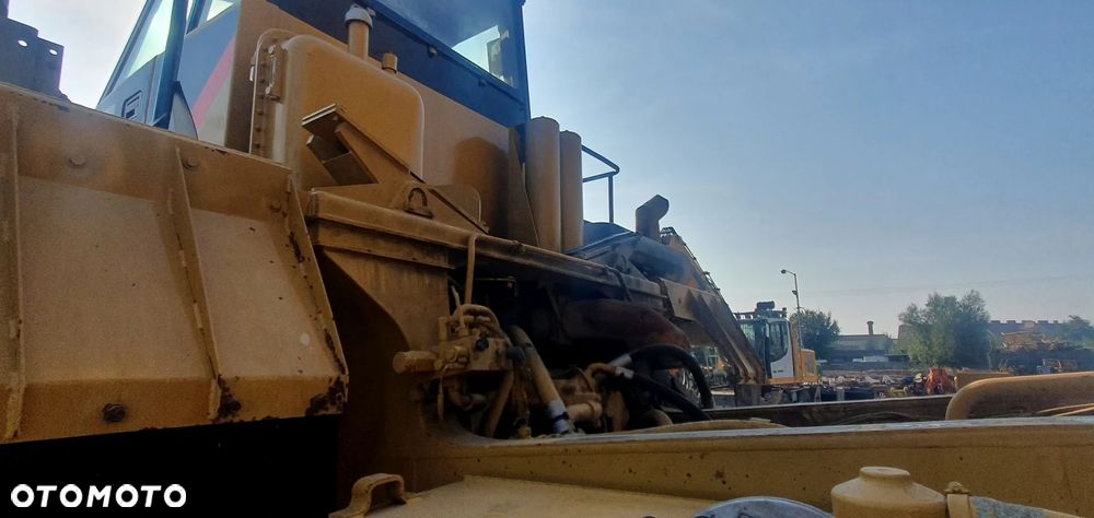 Caterpillar 772 - 11