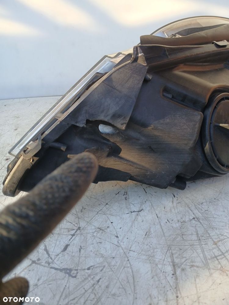 REFLEKTOR PRAWY LAMPA PRAWA PRZÓD ZWYKŁY MERCEDES E-KLASA W212 A2128208461 - 5