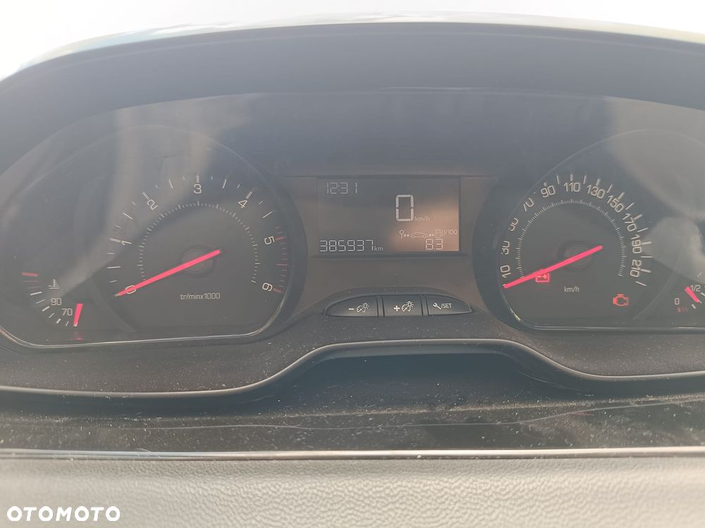 Peugeot 208 1.4 HDi Active - 10