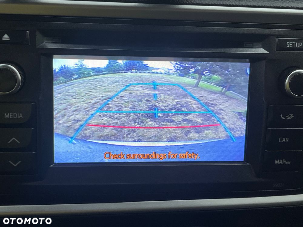 Toyota Auris - 15