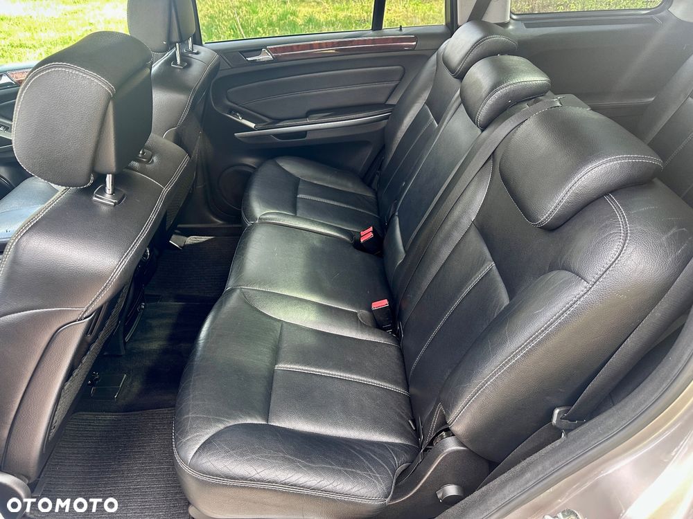 Mercedes-Benz GL 320 CDI 4Matic 7G-TRONIC - 11