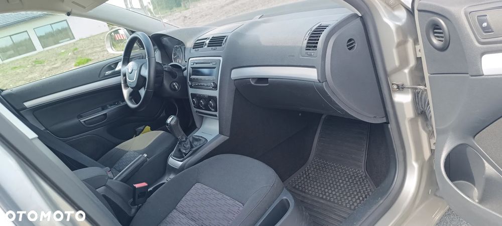 Skoda Octavia 1.8 T FSI Ambiente - 18