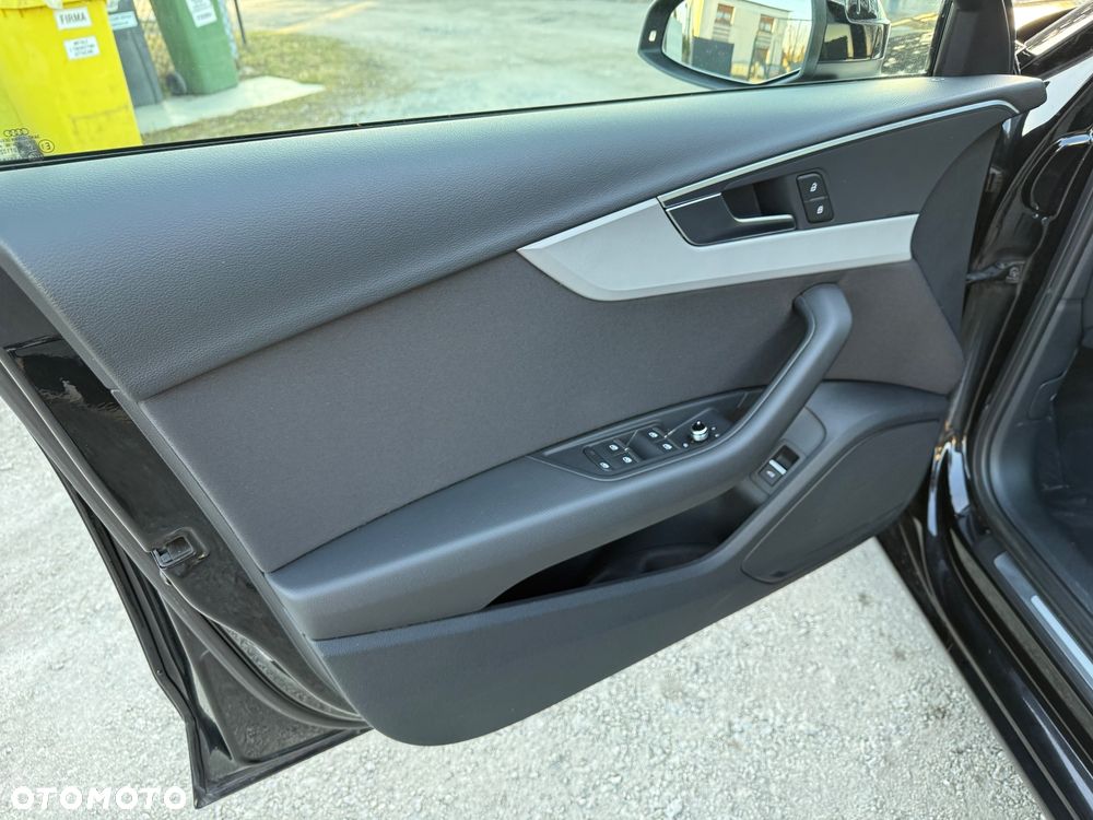 Audi A4 Avant 30 TDI S tronic advanced - 21