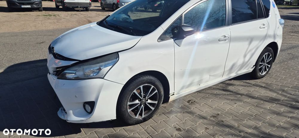 Toyota Verso 1.6 D-4D Active EU6 - 6