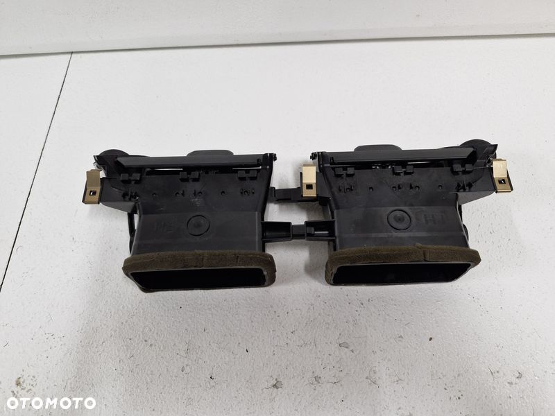 TOYOTA AVENSIS T27 LIFT T29 KRATKA NAWIEWU ŚRODKOWA 55670-05200 - 5