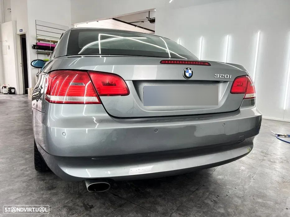 BMW 320 i Cabrio - 9