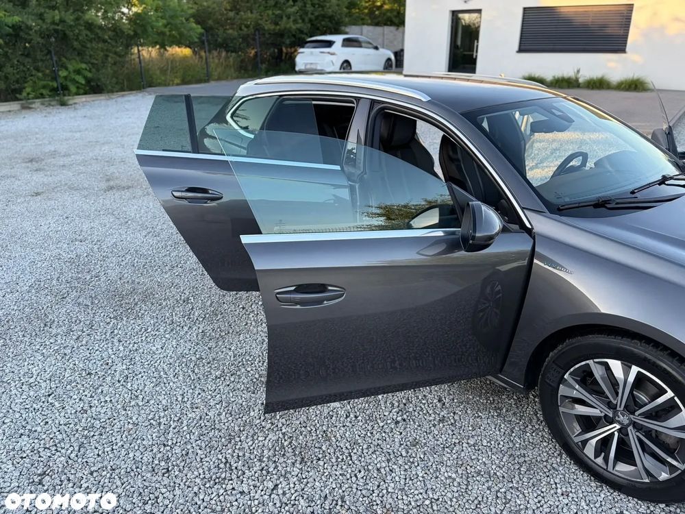 Peugeot 508 225 e-EAT8 Allure - 21
