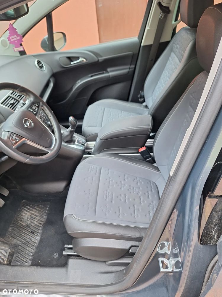Opel Meriva 1.4 T Cosmo - 14