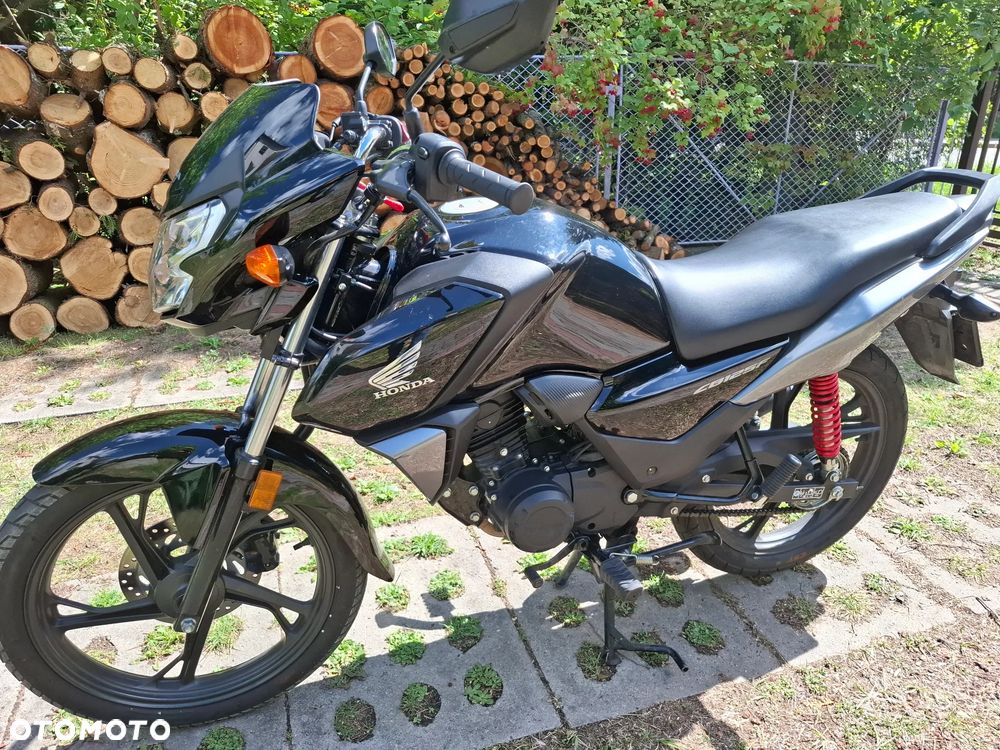 Honda CBF - 1