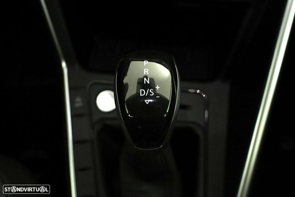 VW Taigo 1.0 TSI Urban DSG - 13