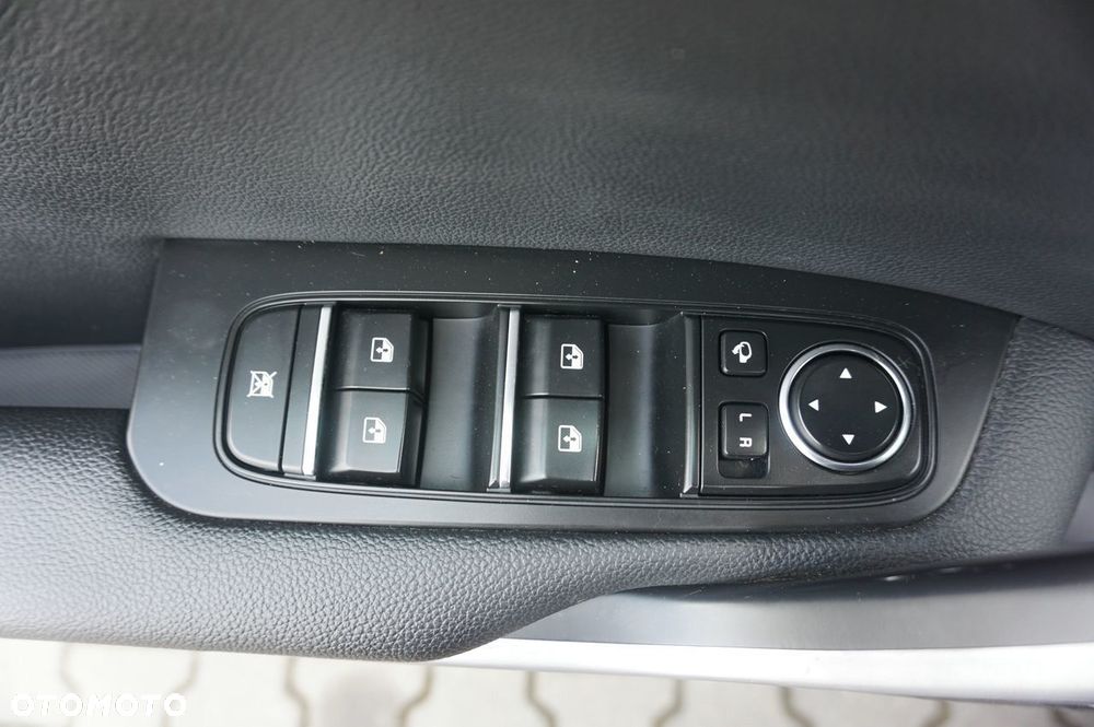 Kia Ceed 1.6 GDI PHEV L Business Line DCT - 12