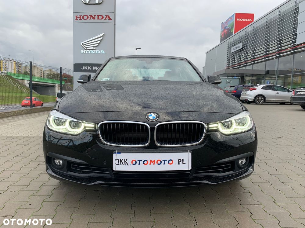 BMW Seria 3 318i Advantage - 9