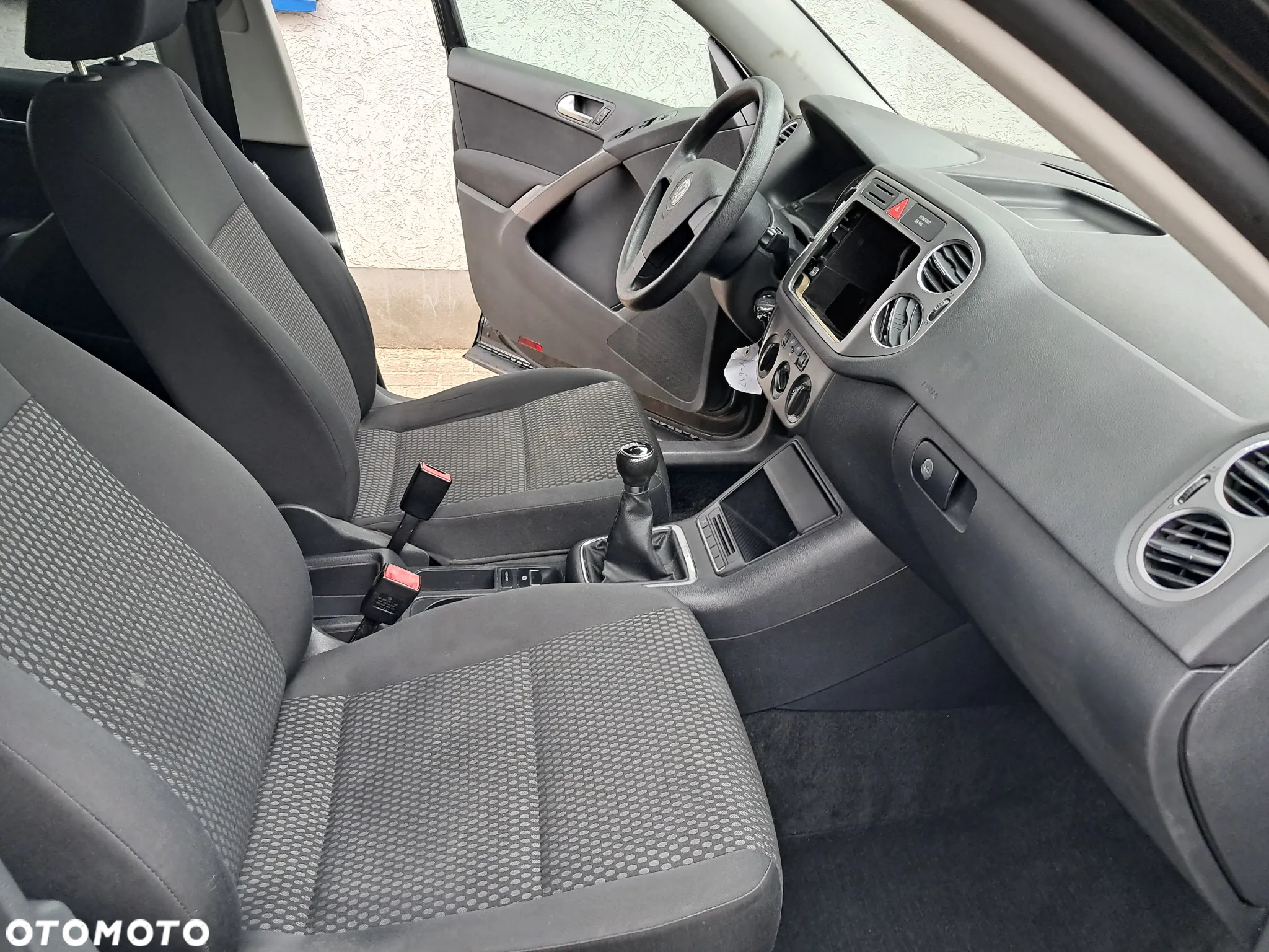 Volkswagen Tiguan - 13