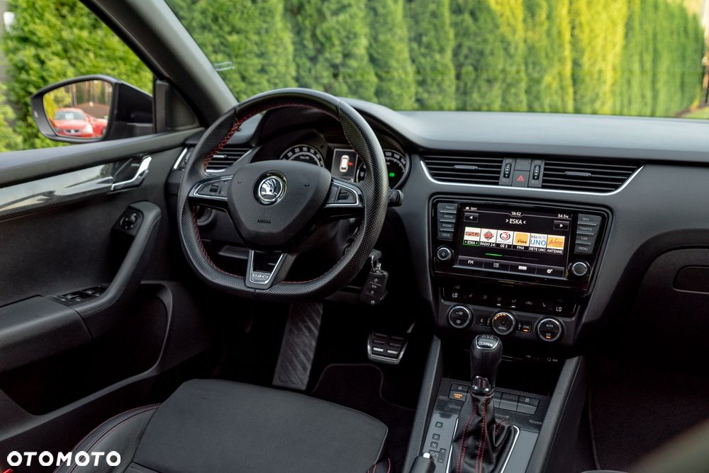 Skoda Octavia 2.0 TDI (Green tec) 4x4 DSG RS - 28