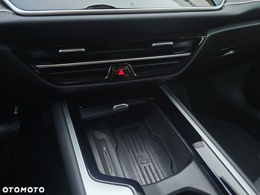 Volkswagen Passat - 22