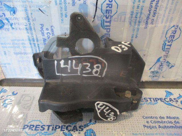 Fecho FEC4438 KIA PICANTO 2004 1.0 61CV 5P CINZA FE MANUAL - 1