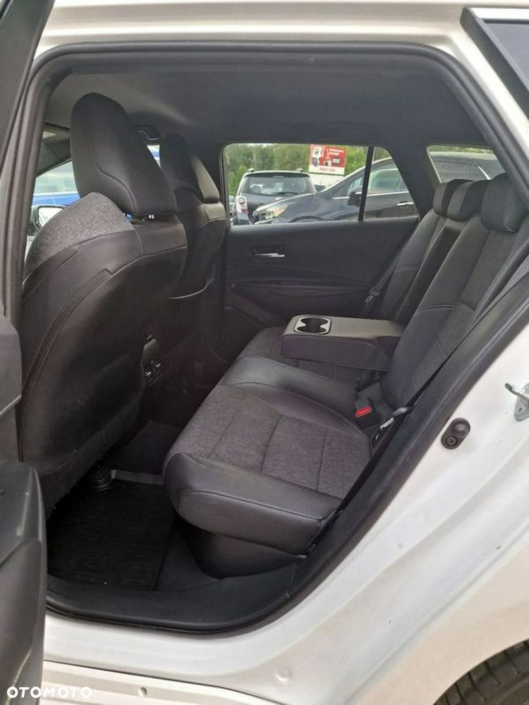 Toyota Corolla 1.8 Hybrid Selection - 22