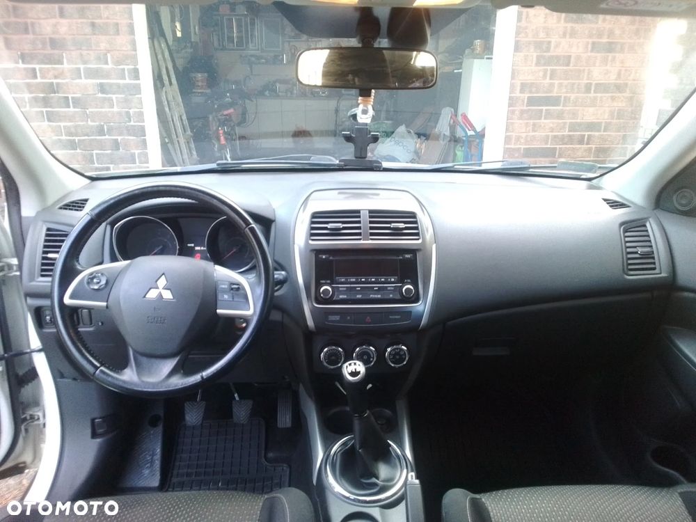 Mitsubishi ASX 1.6 Invite - 11