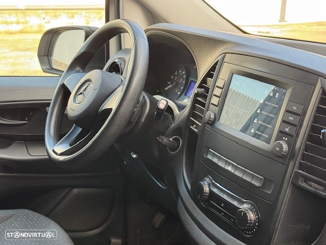 Mercedes-Benz E-Vito - 8